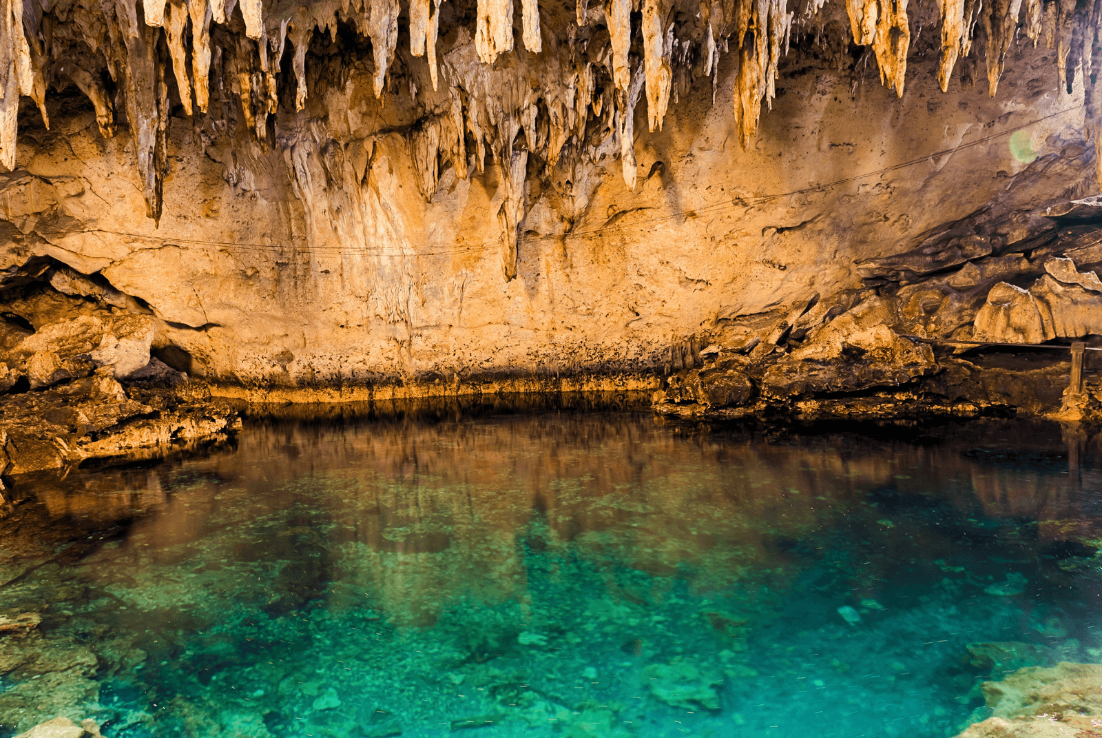 Hinagdanan Cave